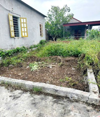 Lô đẹp gần chợ quyết tiến  giá hiếm 5xx triệu  zalo 0567 7078772