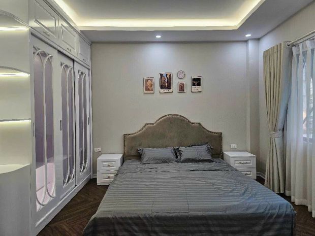 Bán nhà bồ đề long biên,oto đỗ cổng,thang máy,lô góc,full 7080654