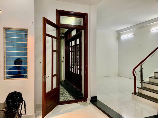 + lê đại hành giao nguyễn hữu thọ, khuê trung cẩm lệ, nhà 3 7080885