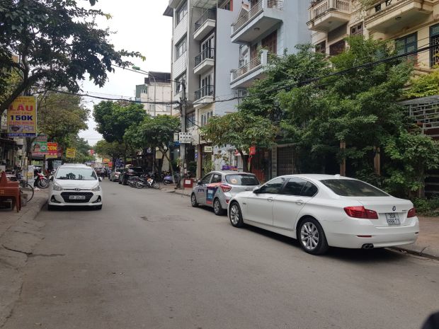 Bán nhà 380m2 mặt phố thụy khuê tây hồ 85 tỷ. 7081144