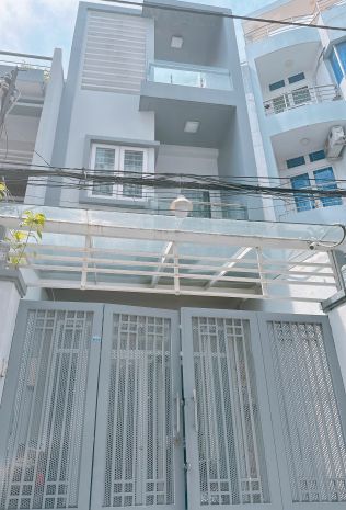 Cho thuê nhà trung tâm quận 10  trệt+ 2 lầu + sân thượng 7081938