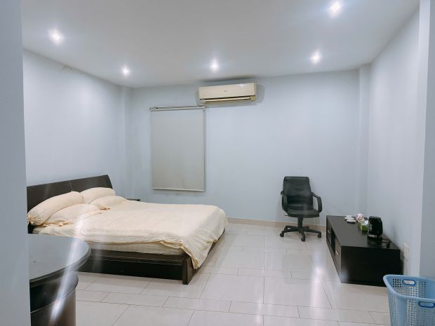 Cho thuê nhà trung tâm quận 10  trệt+ 2 lầu + sân thượng 7081939