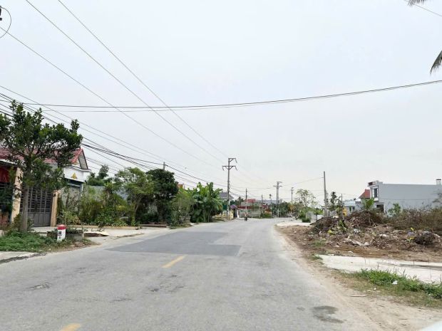 Lô mặt đường 402 hòa nghĩa  giá hiếm 1.8xx tỷ  thanh 7082528