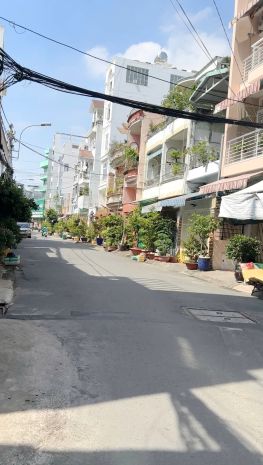 Nhà cấp 4 đường nội bộ 8m âu dương lân p.chánh hưng p2q8 7082626