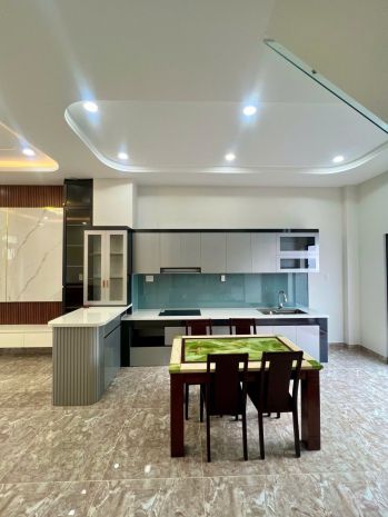 Bán nhà hẻm rộng lê văn việt, phường tnpa. 80m2, 3 tầng, 6.8 7082680