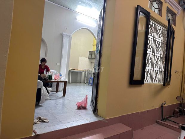 Chính chủ cho thuê nhà đường tây hồ, quảng an, tây hồ hn 7083091