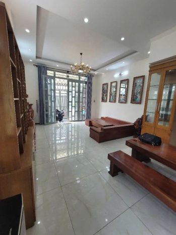 Ngay ngã tư ga, căn góc hiếm 2 mặt tiền đường 8m không lg, 7083347