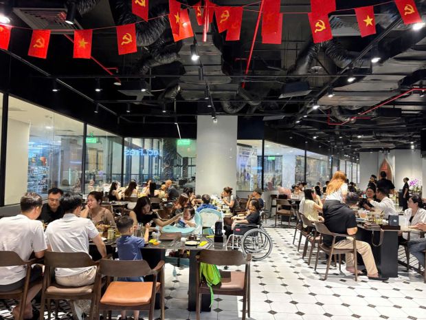 Chính chủ sang nhượng gấp  mặt bằng nhà hàng 3 mặt tiền 7083356