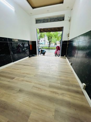 Cho thuê nhà nguyên căn 1 trệt 1 lầu  đ. hoàng sa, 7083380