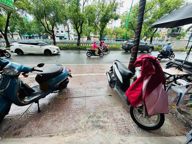 Cho thuê nhà nguyên căn 1 trệt 1 lầu  đ. hoàng sa, 7083383