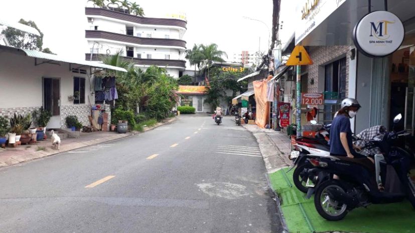 Bán nhà mặt tiền hiệp phú  gần man thiện  giảm sâu 700 7084266