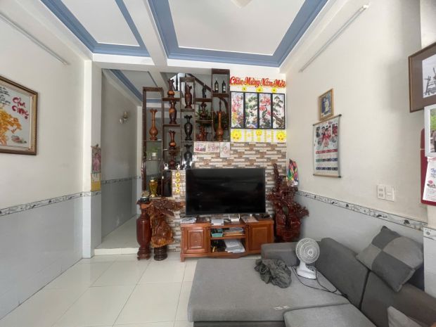 Nhà 3 tầng võ văn hát  gần đh tài chính marketing  giá 7084268