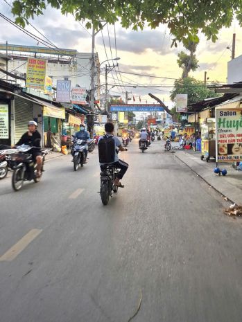 Nhà cấp 4 5x24 mtkd mặt tiền hiệp thành 17  giá chỉ 7.9 7084412