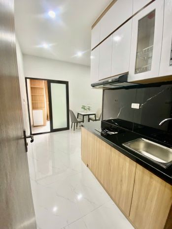 Cho thuê căn hộ ccmn đẹp thoáng tại ngõ 113 thái thịnh, 7084444