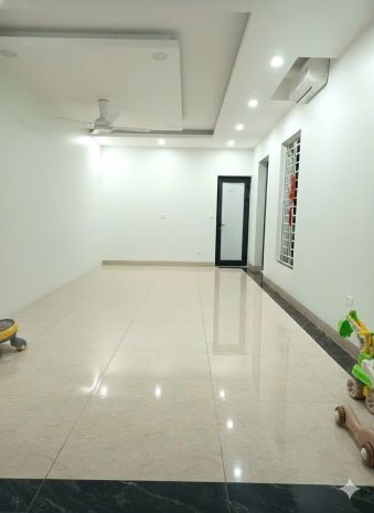 Chính chủ cho thuê sàn tầng 1 vị trí siêu đẹp  biệt thự, 7085299