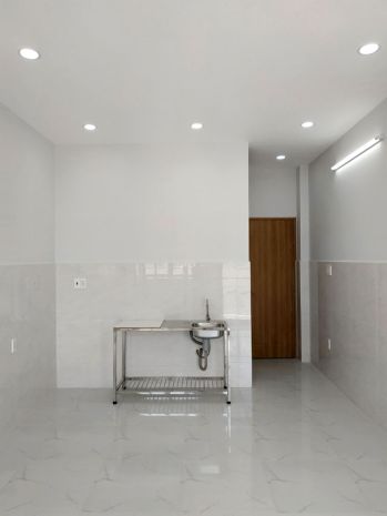 Cho nữ thuê phòng trọ q.bình thạnh, 25m2 mới đẹp, ban công, 7085731