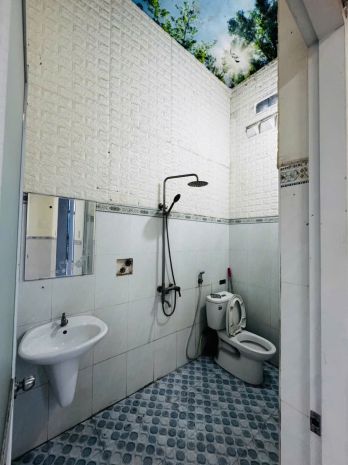 Nhà đẹp - giá tốt bán căn nhà sổ hồng riêng 2 măt trước sau 7085909