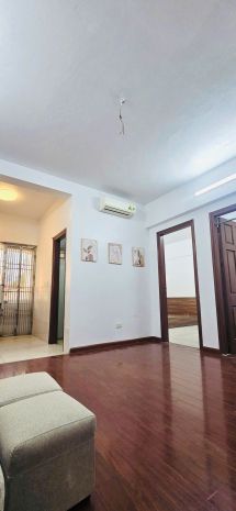 Cho thuê căn hộ tầng 3 khu chung cư vĩnh hoàng,80m², 2 7085964