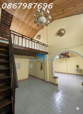 Cần bán nhà mặt tiền ngang 8.5m  vuông vức  trung tâm bàn 7086256