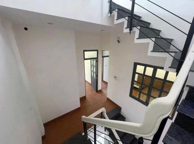 Bán nhà 3 tầng mặt tiền ngô bàn  gần chung cư xuân thủy, 7086276