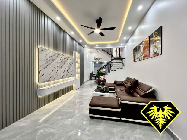 Bán nhà 3,5 tầng tặng kèm nhà 2 tầng siêu đẹp 7086327