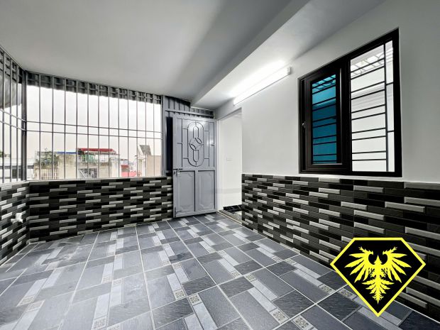 Bán nhà 3,5 tầng tặng kèm nhà 2 tầng siêu đẹp 7086333