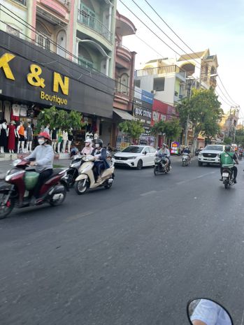 Bán nhà mặt tiền đường nguyễn ảnh thủ, 32x50m giá 175 tỷ 7086638