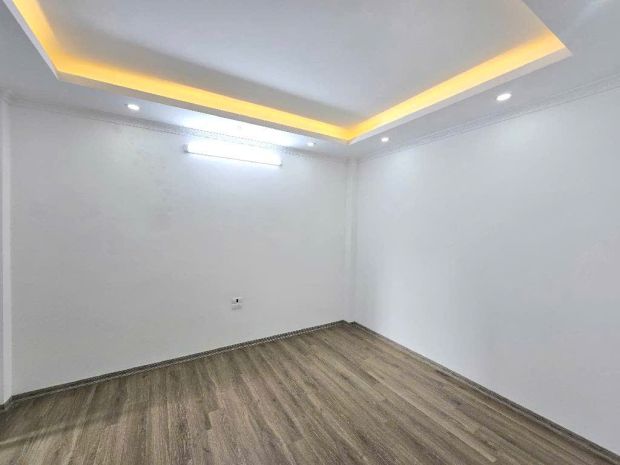 Nhà  đẹp  đại áng -mới koong -4 tầng  ô tô đỗ cửa  gần hồ 7086674