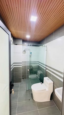 Bán nhà đẹp 4 tầng btct  dt 412  mặt tiền kinh doanh 7086904