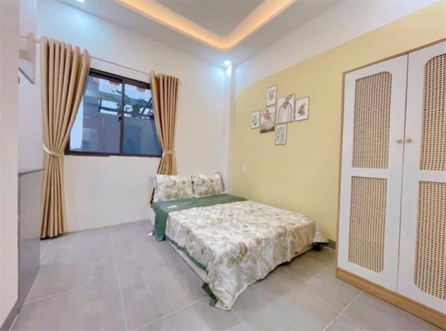 Bán căn hộ dịch vụ 4 tầng - mới bóng - có thang máy - linh 7087152