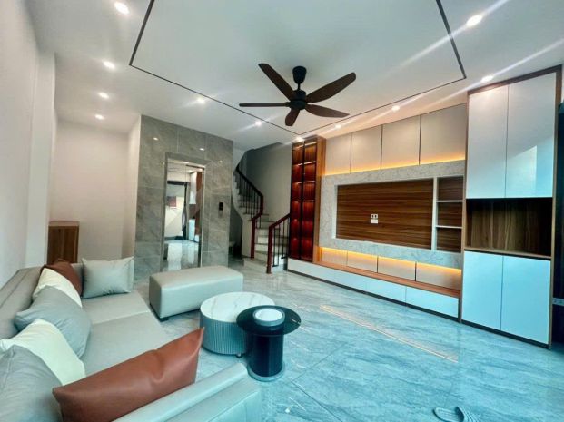 Bán nhà đàm quang trung 39m 6 tầng mt5m thang máy lô góc 7087563