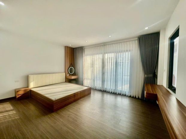 Bán nhà đàm quang trung 39m 6 tầng mt5m thang máy lô góc 7087567