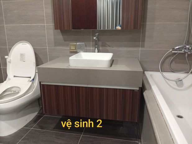 Cho thuê căn hộ tầng trung  view đẹp
chung cư cao cấp 6th 7088309