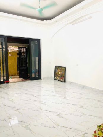 Đường láng 84m, mt 6m chỉ 16 tỷ, sổ vuông, phù hợp mọi hình 7088607