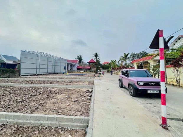 Lô 61.2m² giá 1.3x tỷ  đường 8m, trung tâm cẩm hoàn 7088843