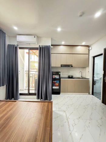 Ccmn dịch vọng lô góc - 7 tầng thang máy - diện tích 50m2 7089535