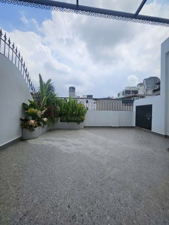 Trần duy hưng lô góc  - thang máy - nhà mới dt 49m2 5 tầng 7089552