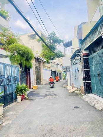 Đối diện đhct  sát hxh  dãy trọ 4 phòng  dòng tiền ổn 7089820