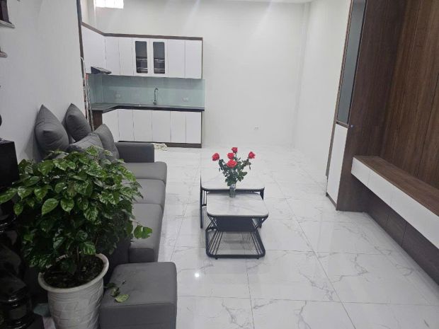 Bán căn vị trí siêu đẹp - trung tâm đống đa - 4 tầng sạch 7089897