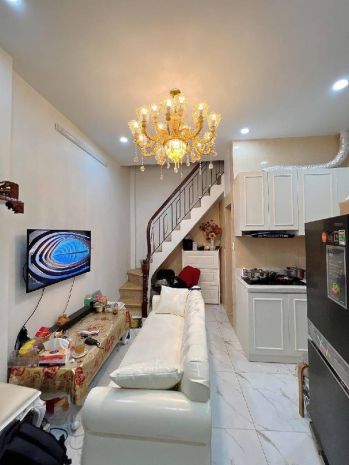 Bán nhà quán thánh ba đình 22m x4 tầng 6,9 tỷ lô góc,3 nhà 7089934