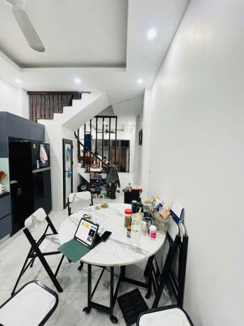 Nhà 49m, dân xây đẹp, cực kỳ chắc chắn, đi bộ ra ngoại giao 7090069