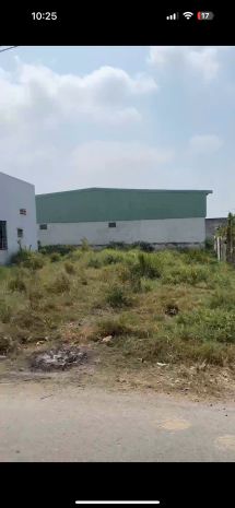 Bán  đất ở nông thôn  13.520  266m²  sat mặt tiền 16m 7090100