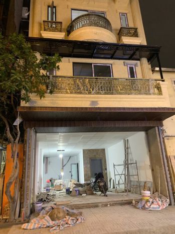 Chính chủ bán nhà mặt phố pháo đài láng, phường láng 7090757