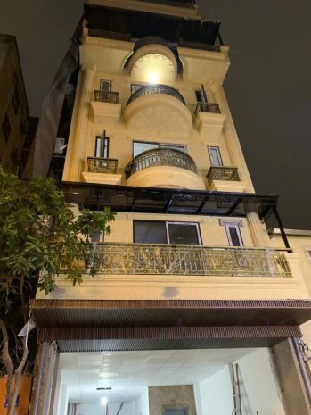 Chính chủ bán nhà mặt phố pháo đài láng, phường láng 7090758