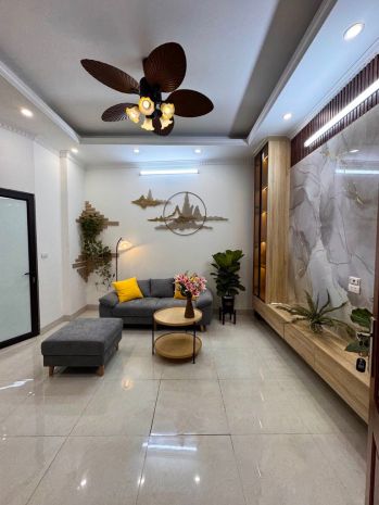 Hiếm -bán nhà đẹp bồ đề- oto đỗ cổng- full nội thất 35m 5 7092520