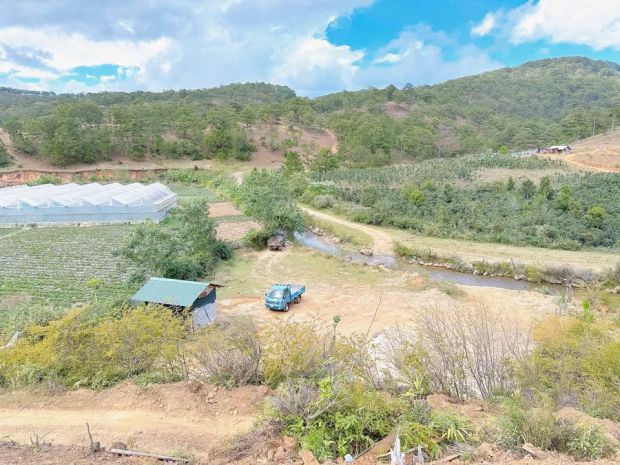 Gia đình cần bán lô đất mê linh - lâm hà 7094902