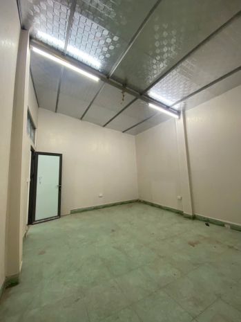 Chính chủ cho thuê kho 120m²  trần cao 6m  ô tô ra vào 7094953