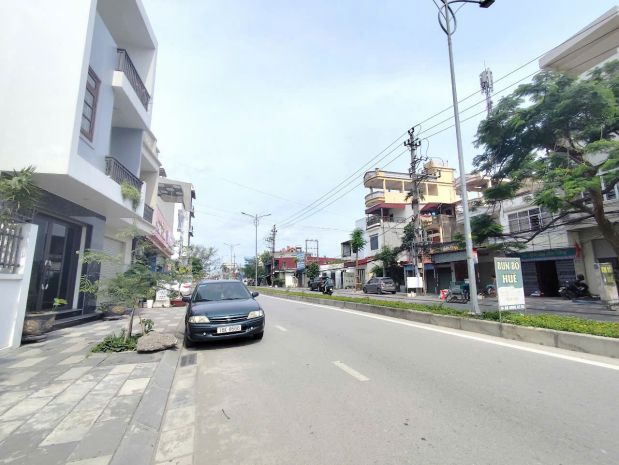 Đất mặt đường thiên lôi gần trại lẻ, 228m, ngang 8m, giá 7094976