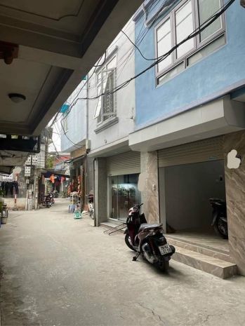 Bán nhà lĩnh nam  18m² x 4t  lô góc, ngõ thông, gần ô tô, 7095277