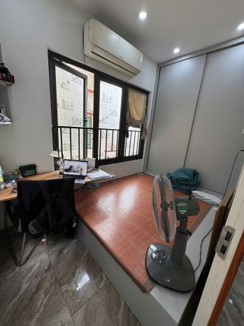 Bán nhà lĩnh nam  18m² x 4t  lô góc, ngõ thông, gần ô tô, 7095281